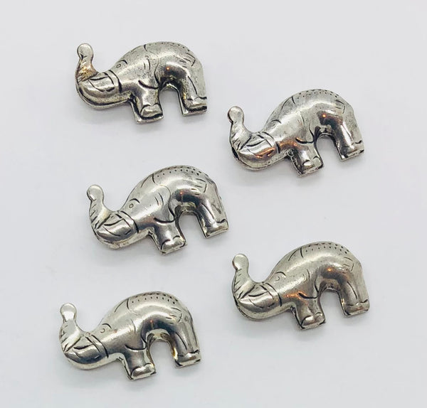 Silberne indische Elefanten