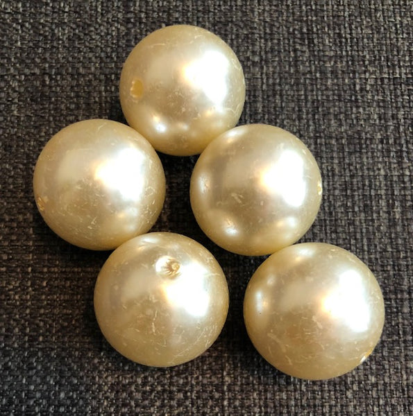 Pearl Colored Balls